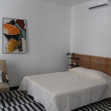 Dobairro Suites At Bairro Alto Lisbona Esterno foto
