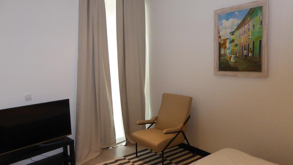 Dobairro Suites At Bairro Alto Lisbona Esterno foto