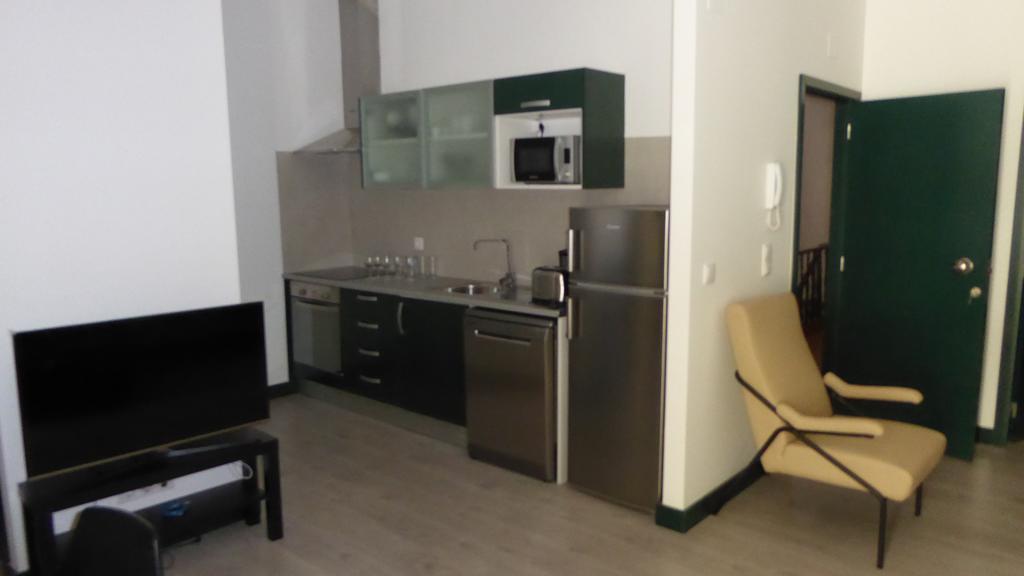 Dobairro Suites At Bairro Alto Lisbona Esterno foto