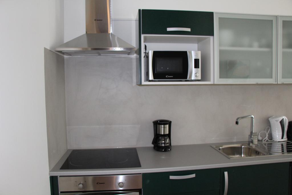 Dobairro Suites At Bairro Alto Lisbona Esterno foto