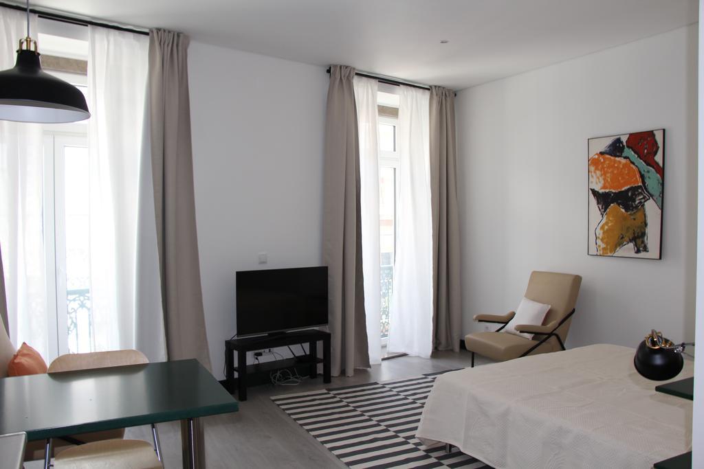 Dobairro Suites At Bairro Alto Lisbona Esterno foto