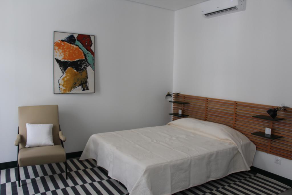 Dobairro Suites At Bairro Alto Lisbona Esterno foto